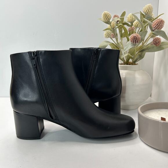 Vionic Sibley Leather Comfort Block Heel Ankle Boot Black Women's 8.5 NWOB FLAW - Picture 8 of 11